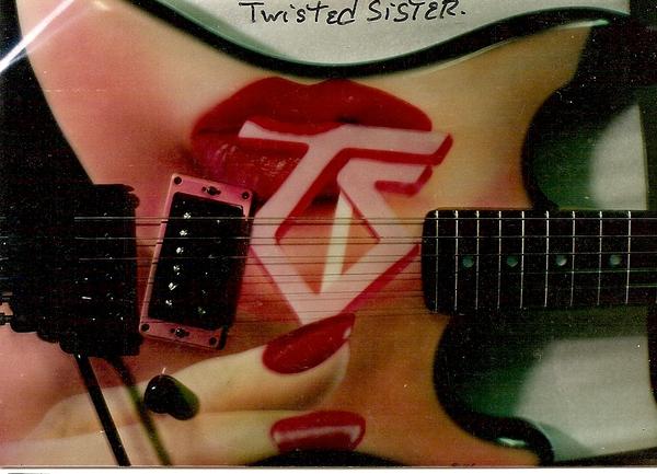 Twisted Sister1 Kline